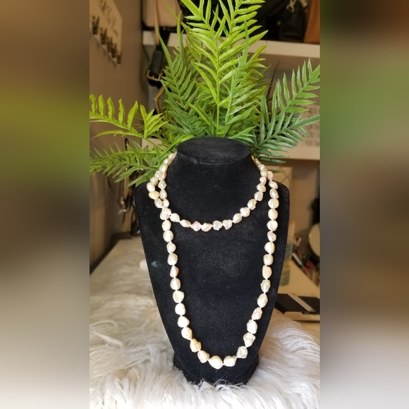 📿 FRESH WATER PEARL NECKLACE - Picture 1 of 8
